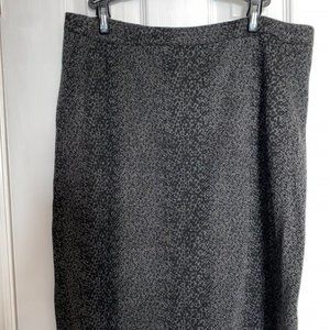 Black pencil skirt - snakeskin pattern